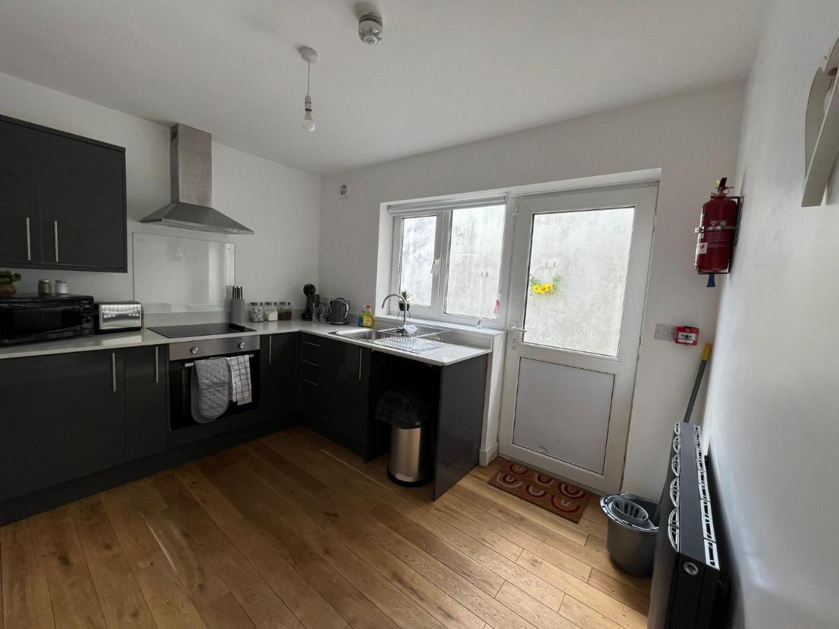 Dream Weaver Apartment Swansea Extérieur photo