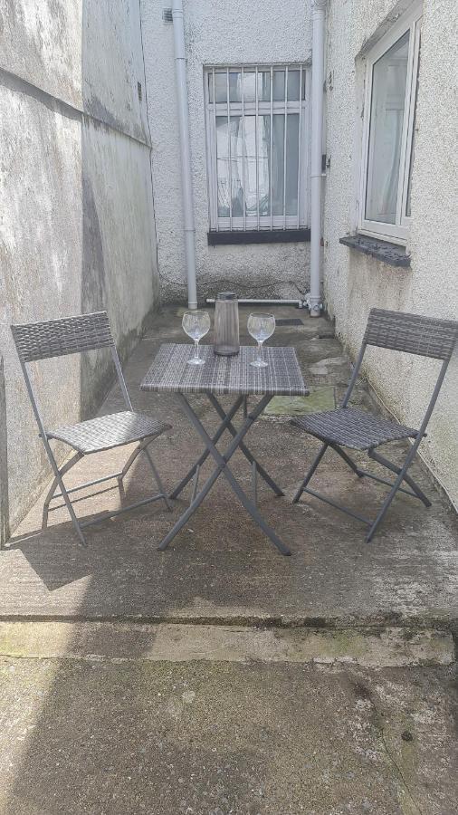 Dream Weaver Apartment Swansea Extérieur photo