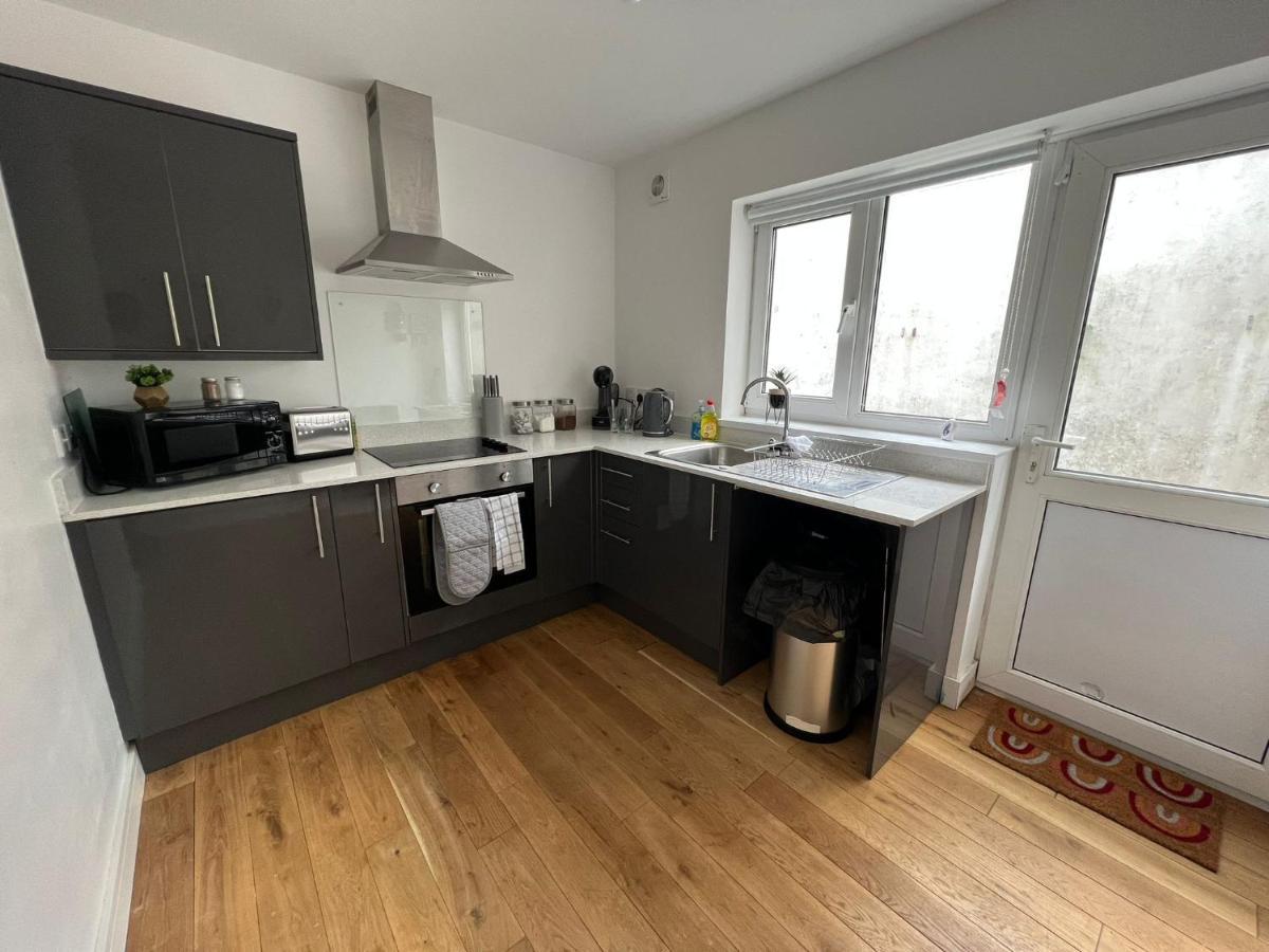Dream Weaver Apartment Swansea Extérieur photo