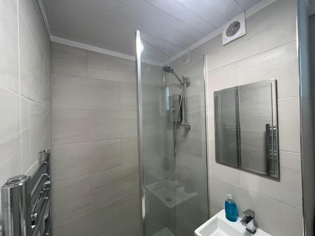 Dream Weaver Apartment Swansea Extérieur photo