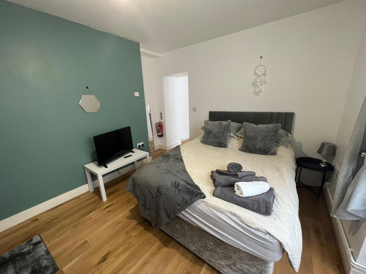 Dream Weaver Apartment Swansea Extérieur photo