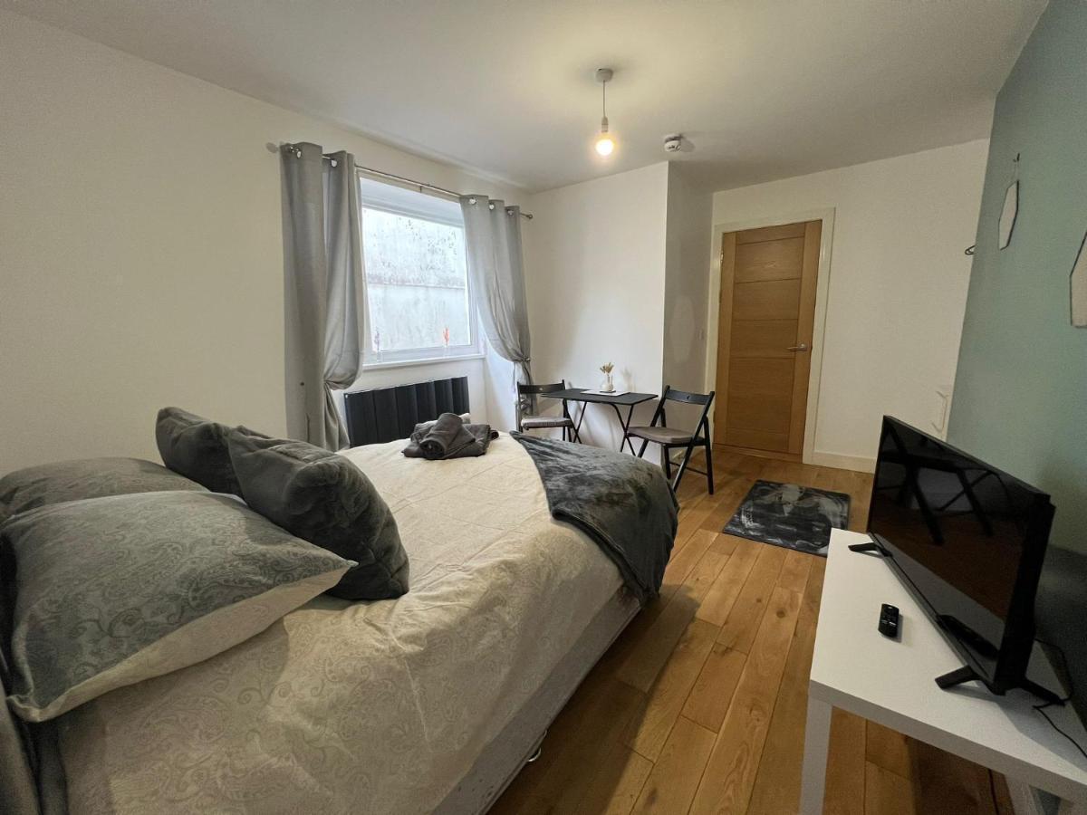 Dream Weaver Apartment Swansea Extérieur photo